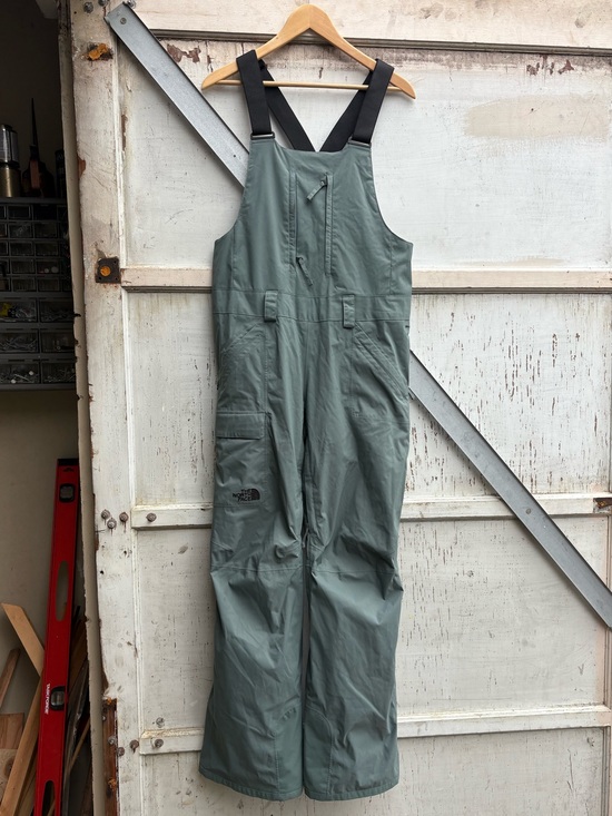 The North Face Pants - The North Face Women's Sage Green Freedom Snow Bib Technical Overalls Size M